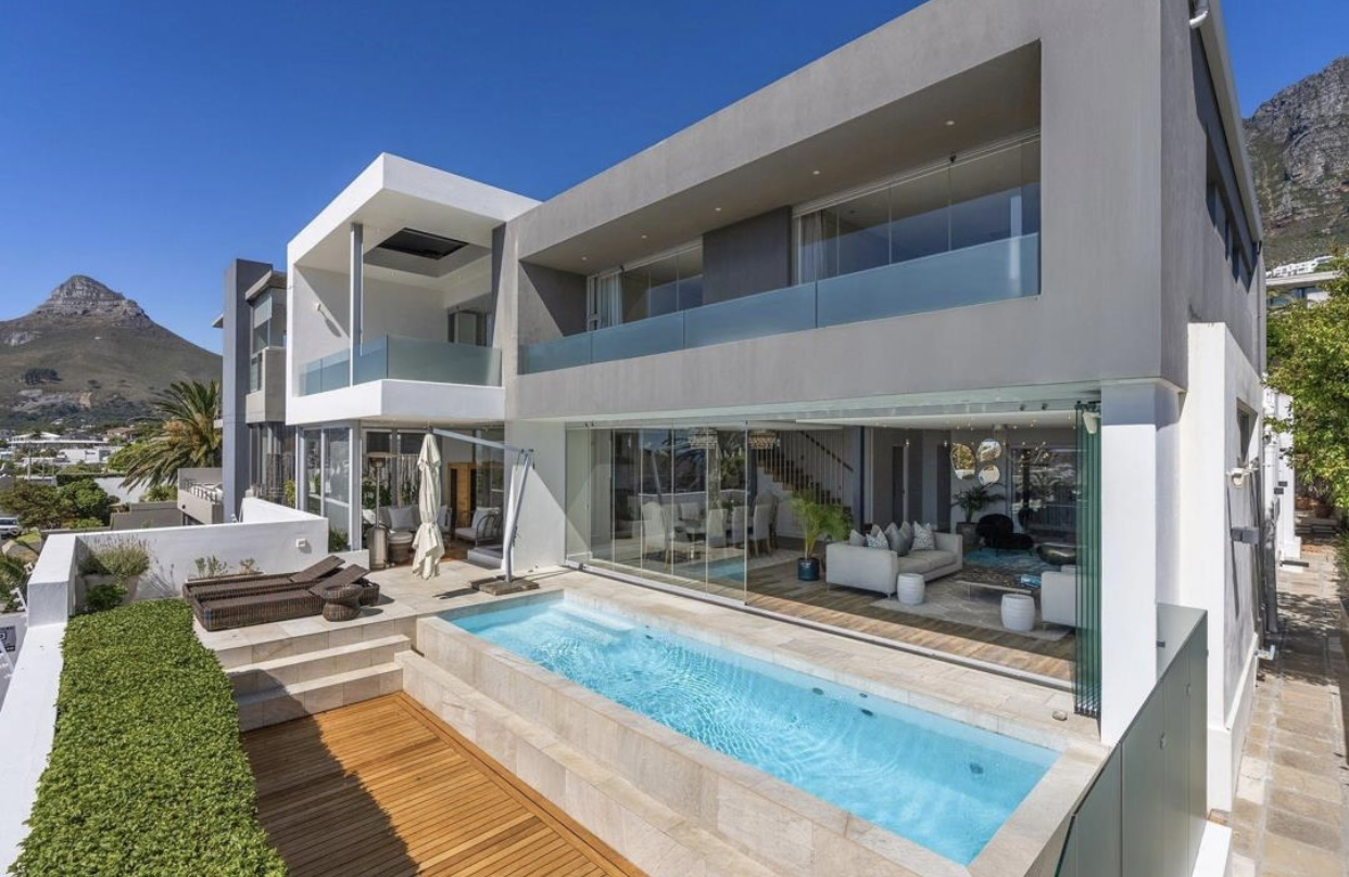 Camps Bay villa Oceana