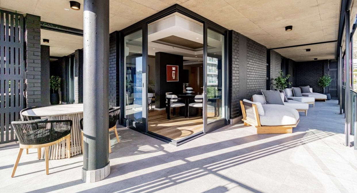 Sea Point Villa 3