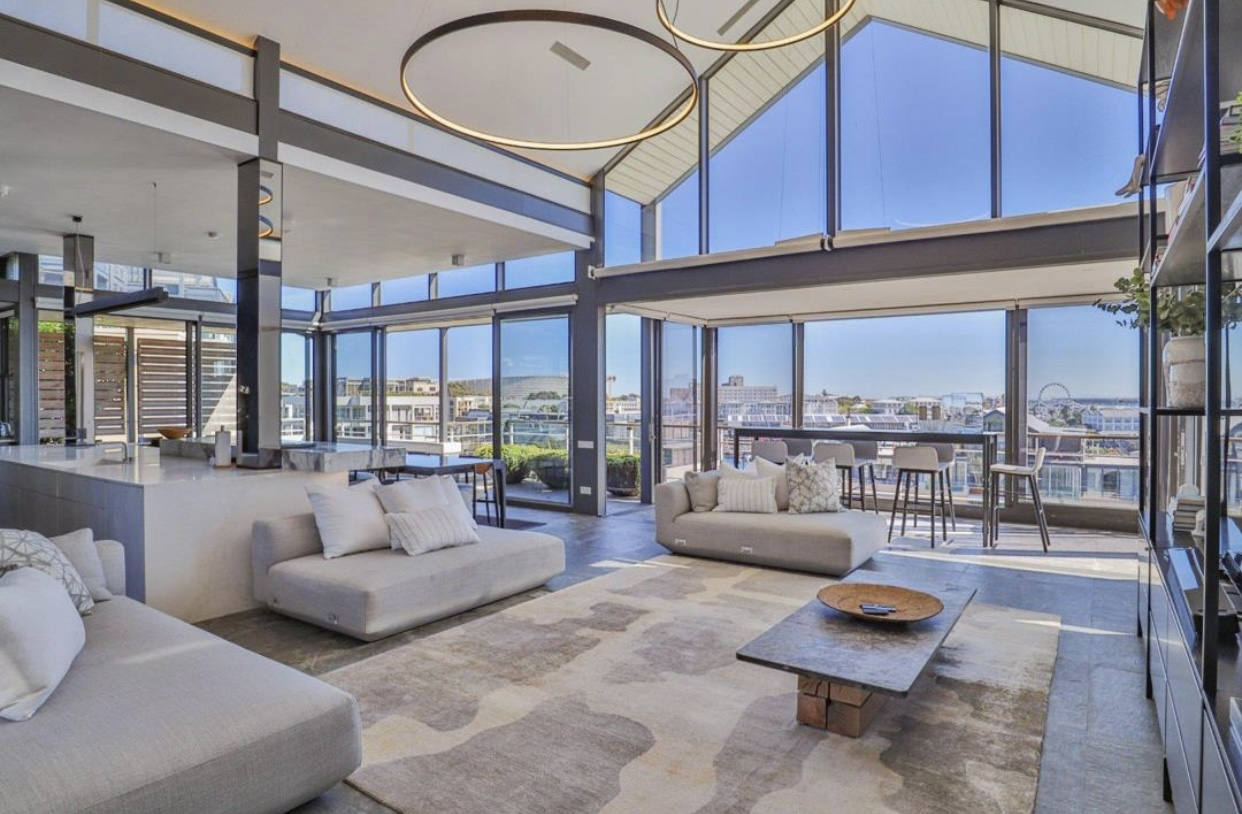 Waterfront Marina Villa 3